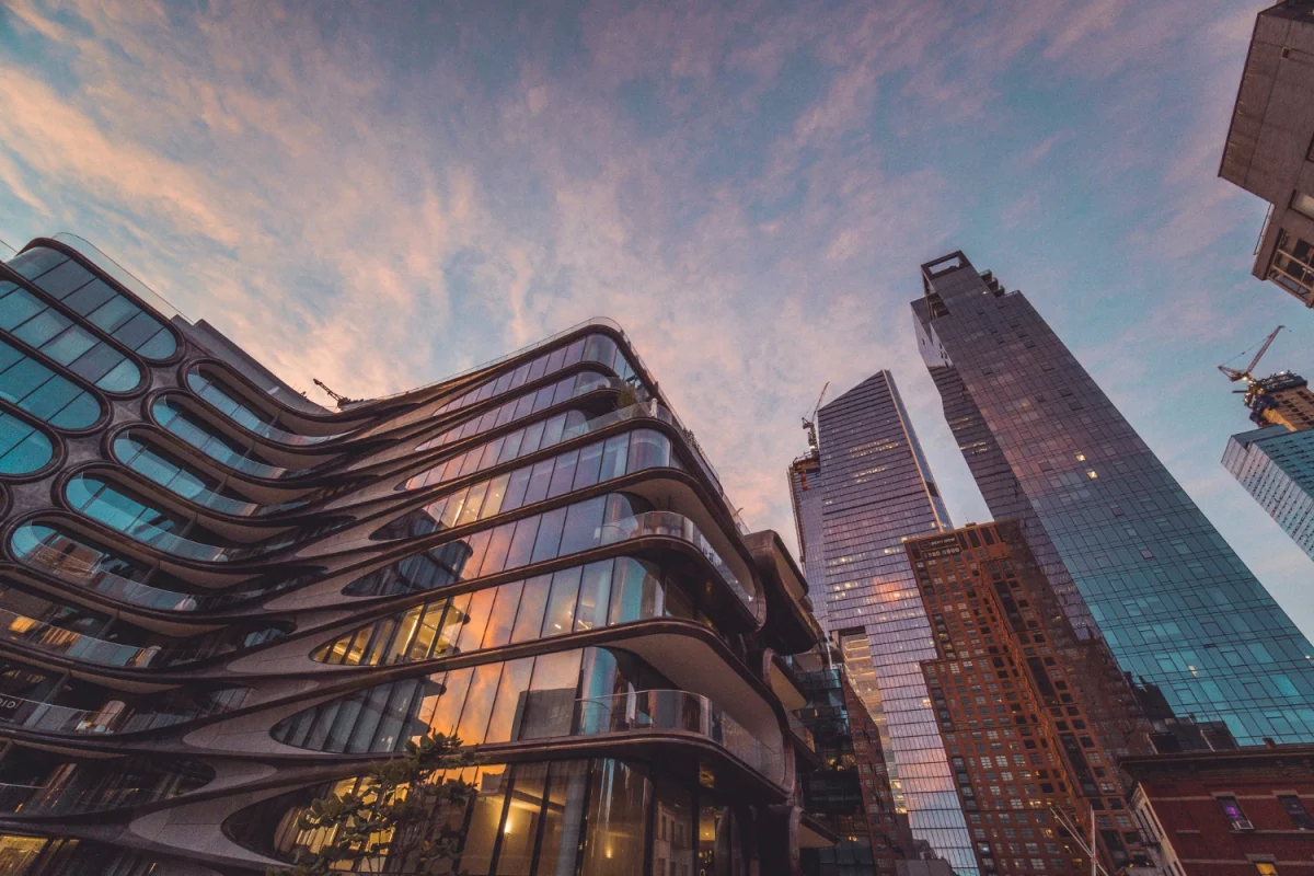 Dlaczego warto inwestować w domy energooszczędne? Zalety domów energooszczędnych, które warto poznać.